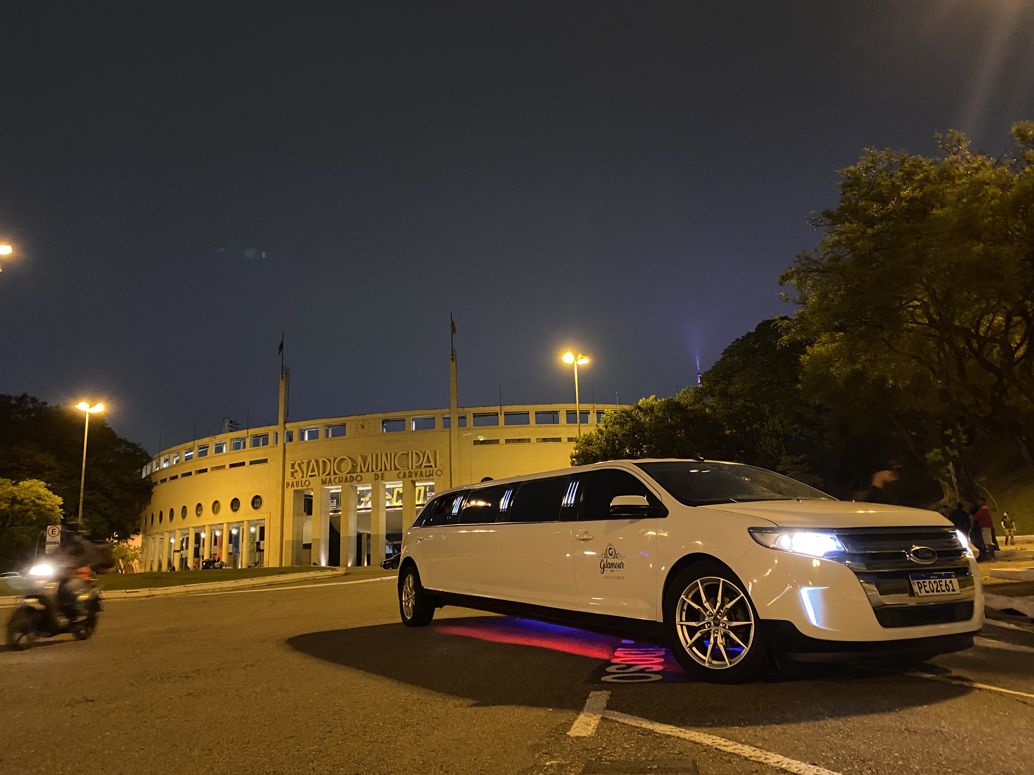 Glamour Limousines
