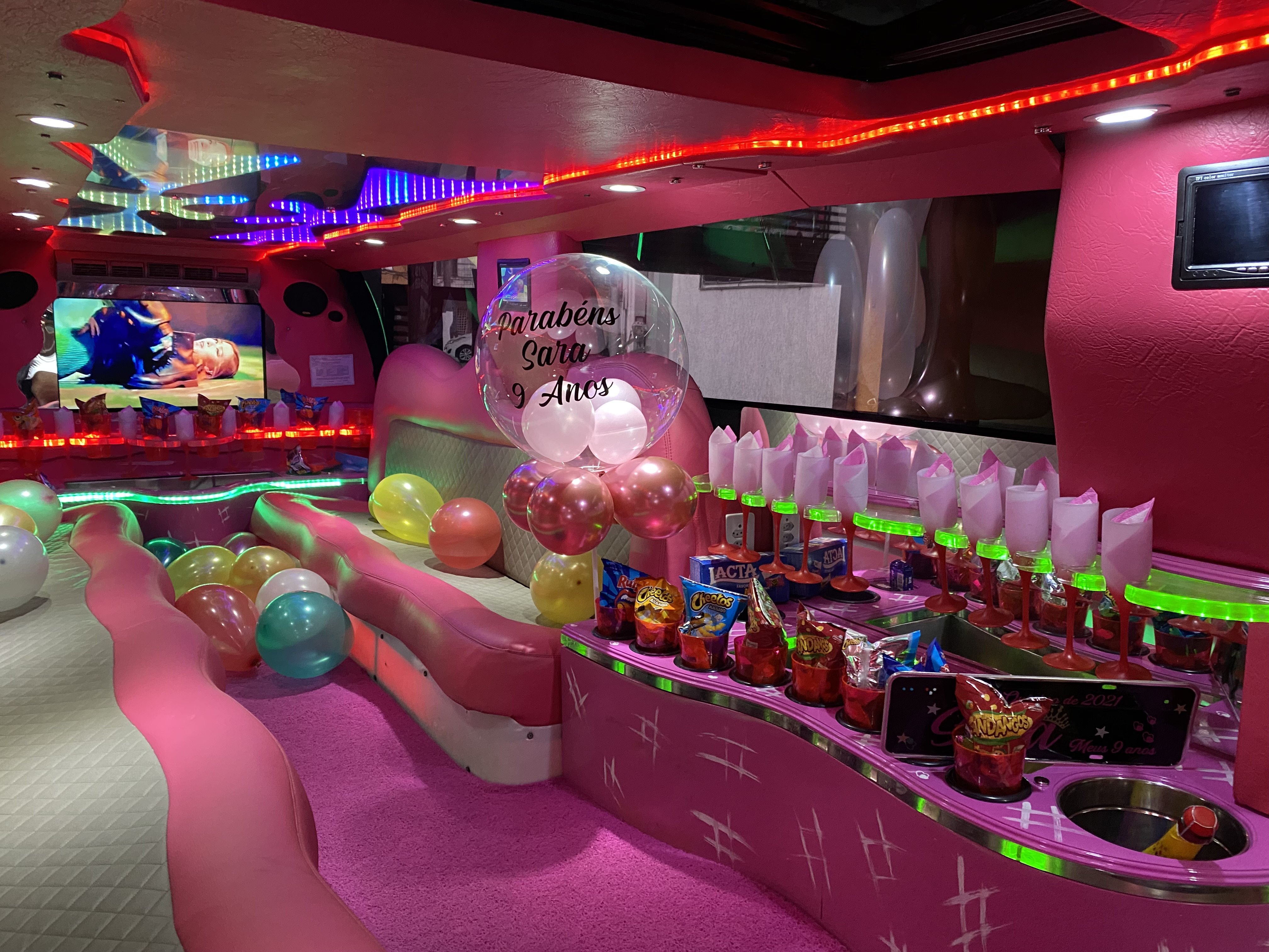 Glamour Limousines